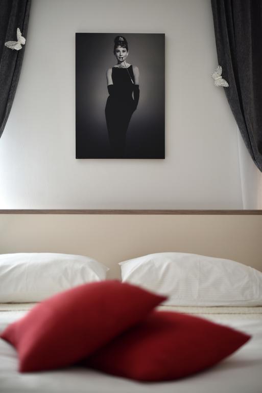 Apartments Kokolo Σίμπενικ Δωμάτιο φωτογραφία