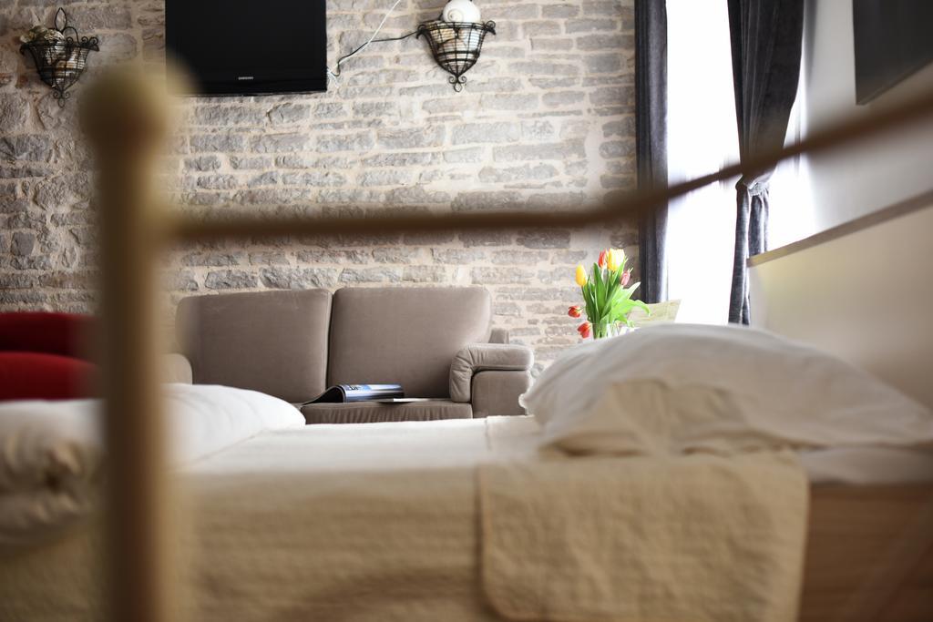 Apartments Kokolo Σίμπενικ Δωμάτιο φωτογραφία